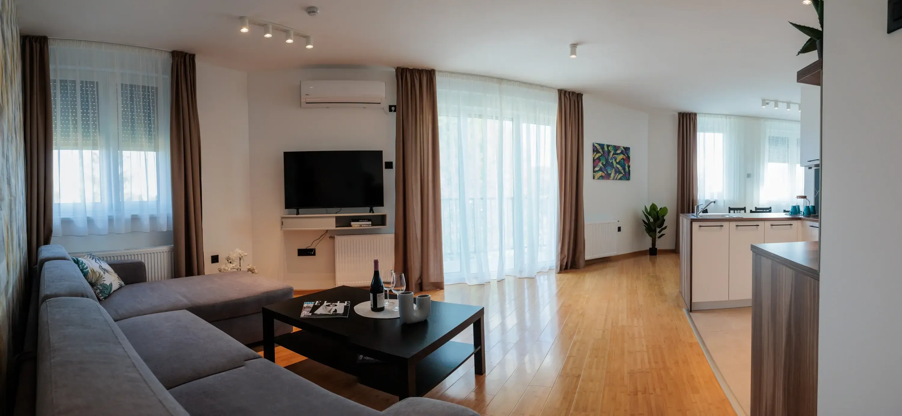 PORODICNI APARTMANI SA DVE SPAVAĆE SOBE - 1